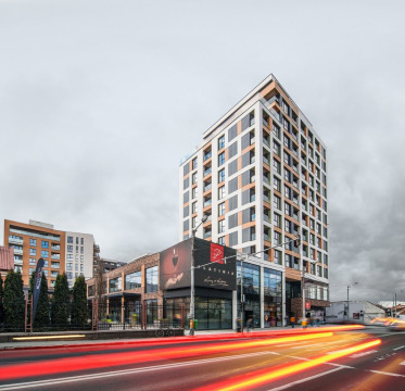Hotel și complex comercial Ursus Platinia: Performanțe superioare și tehnologie avansată