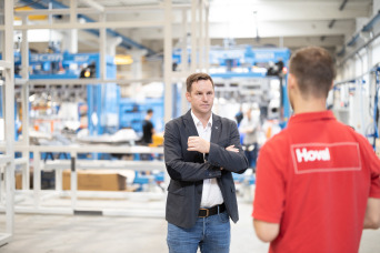 Optimale Arbeitsbedingungen bei 3CON  durch modulare Hallenklimalösung