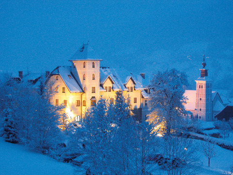 Erneuerbare Energie im wiederbelebten Schloss