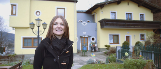 Spektakulärer Transport: die „fliegende“ Wärmepumpe