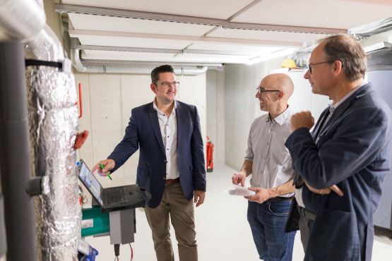 Rene Zobl (Hoval) im Gespräch mit Thorsten Rolek und Michael Hoffmann von at home