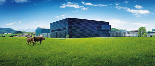 Centrum danych Wschodniej Szwajcarii: freecooling i adiabatyczne chłodzenie od Hoval