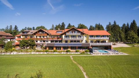 Gästezimmer- und Schwimmbaderweiterung