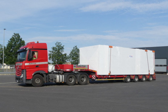 Auslieferung der Energiezentrale Parabel Boxx SMI in Hoyerswerda