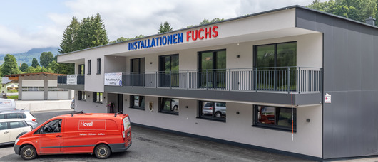 Installateur Fuchs setzt auch beim eigenen Firmengebäude auf Hoval