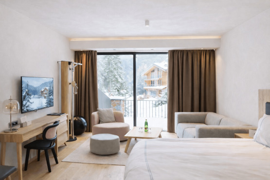 hotel damian_room 