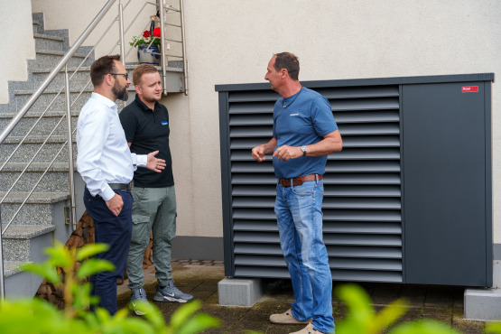Effizient und nachhaltig – Familie Feger setzt auf Gesamtsystem von Hoval