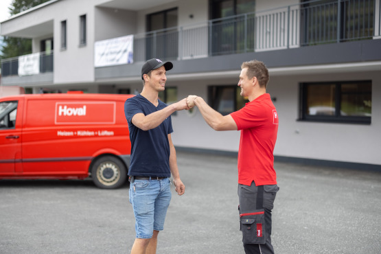 Der Kundendienst von Hoval ist 24/7 verfügbar.