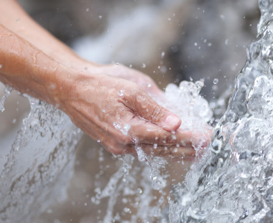 Domestic hot water - sustainable safe and economical with proven solutions from Hoval 