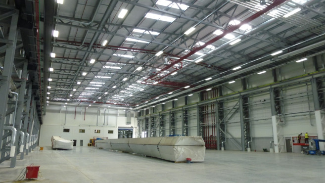 Pogled na dio velike logističke hale Siemens Blade tvornice